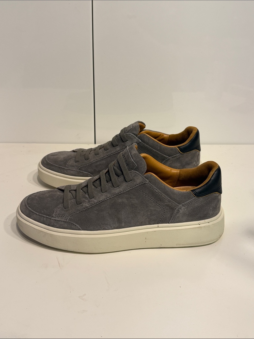Used Allen Edmonds 8.5D Oliver sneakers